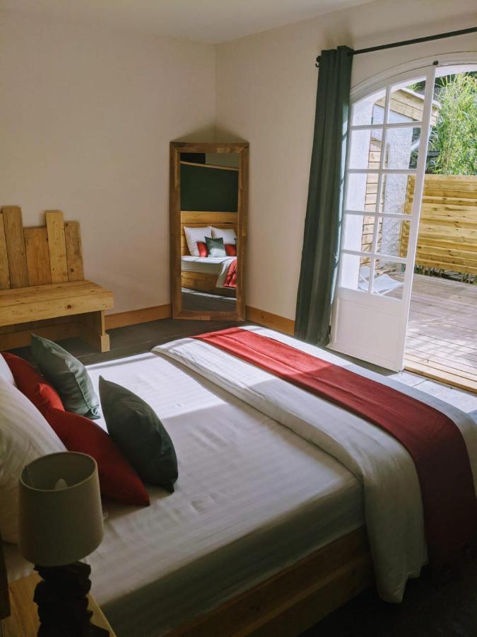 La Tour D'Ugo Hotel Cavanac Eksteriør billede